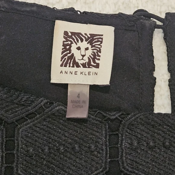 Anne Klein Black Hexagon Lace Long Sleeve Blouse Minimalist Business Casual Work - Picture 4 of 8